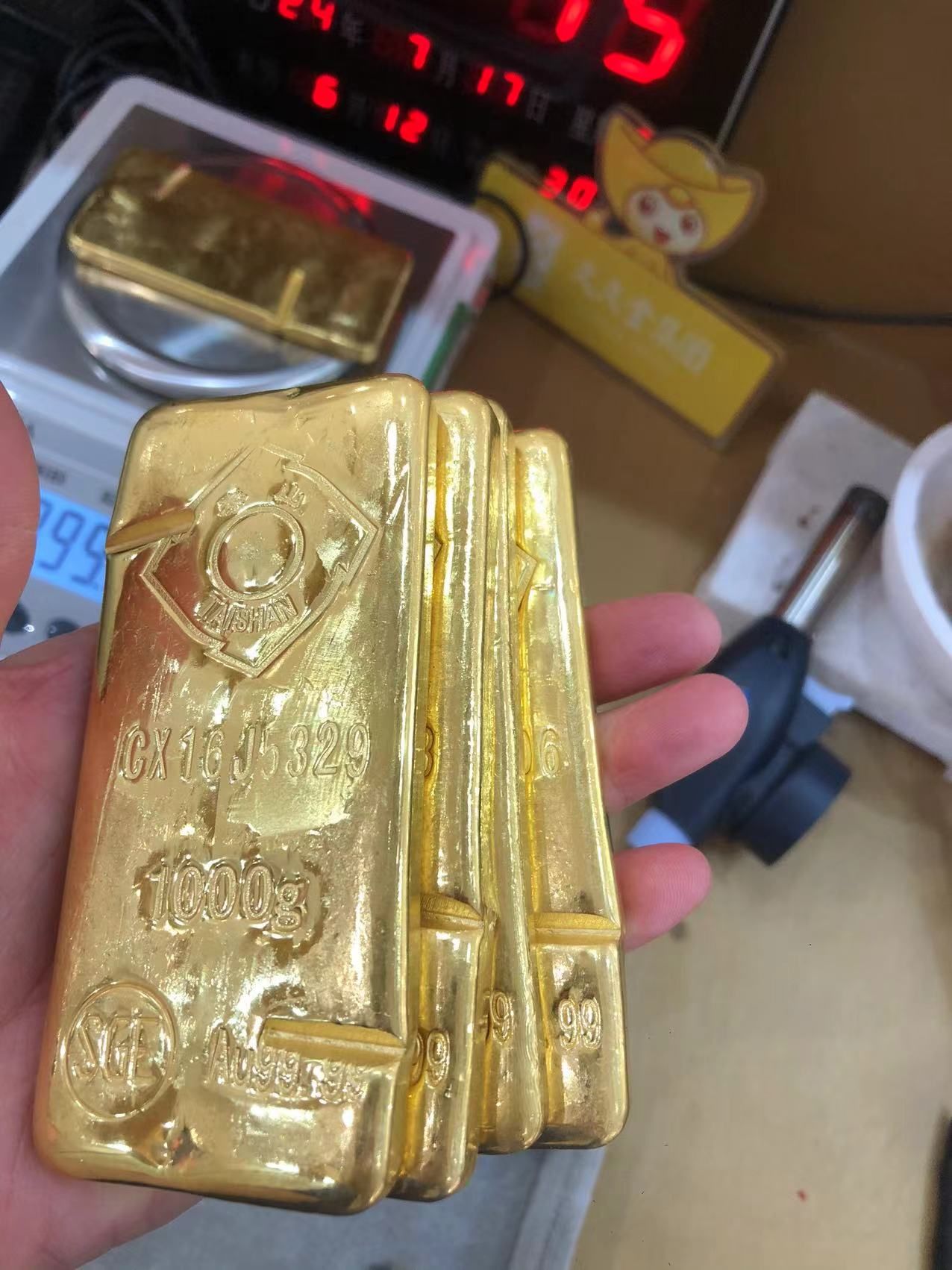 账户贵金属(账户贵金属哪里还可以交易)